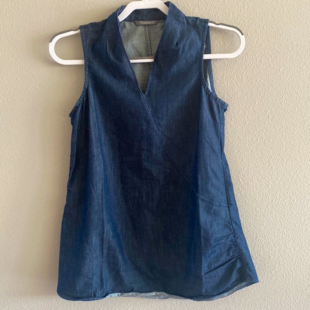 Toad&co v neck top XS NWOT